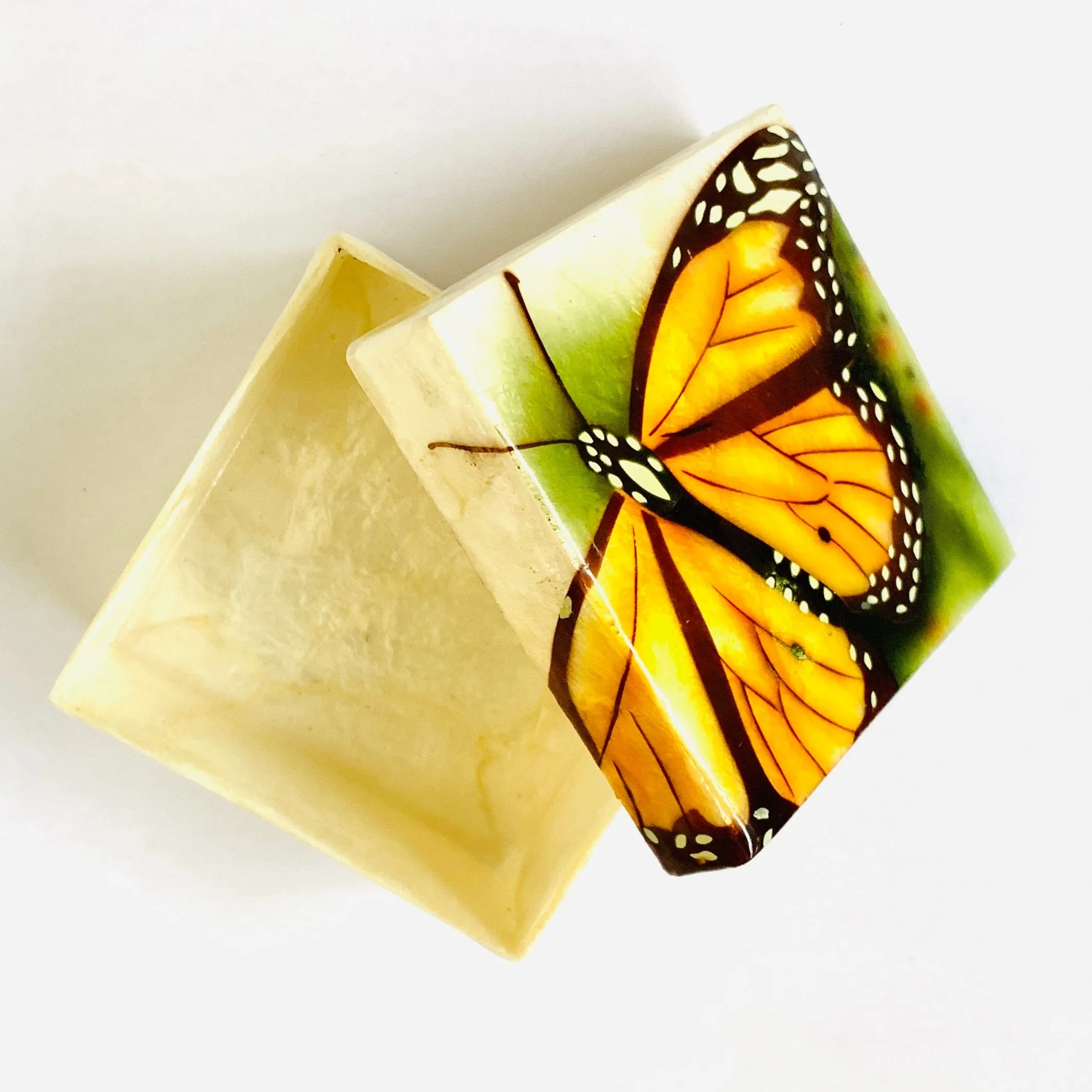 Capiz Shell Trinket Box 1, Butterfly