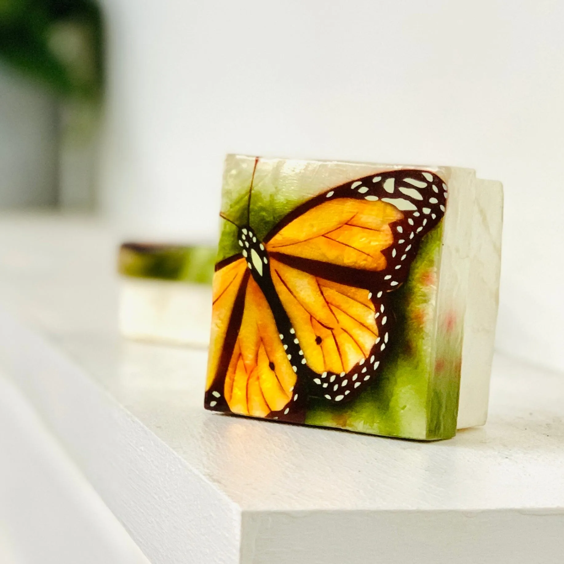 Capiz Shell Trinket Box 1, Butterfly